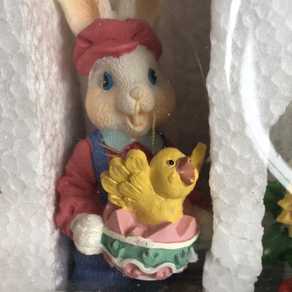 NWT Vintage 1990s Easter Jubilee Three-Piece Bunny Figure set - Picture 3 of 5